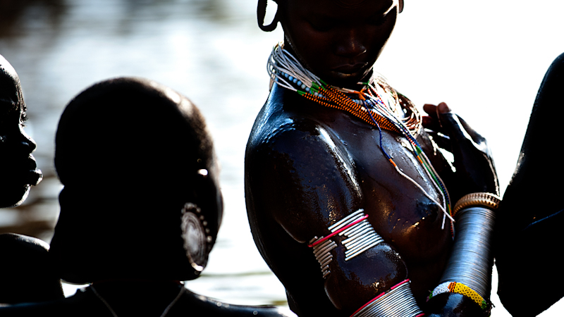 Armbands are extremely valuable and signify a woman’s social status.