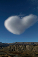 10.1010128331-Zach-McDuffie-Z_McDuffie-LoveCloud.Patagonia,Argentina