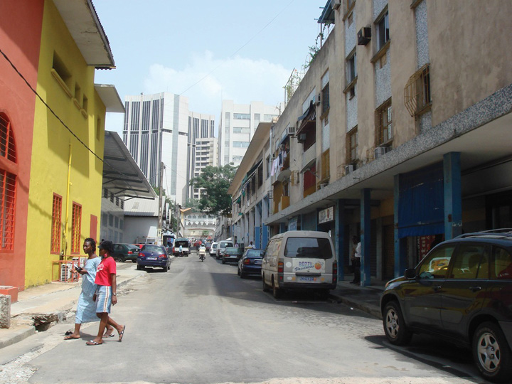 Abidjan, Cote d'Ivoire.  Photograph by David Adjaye