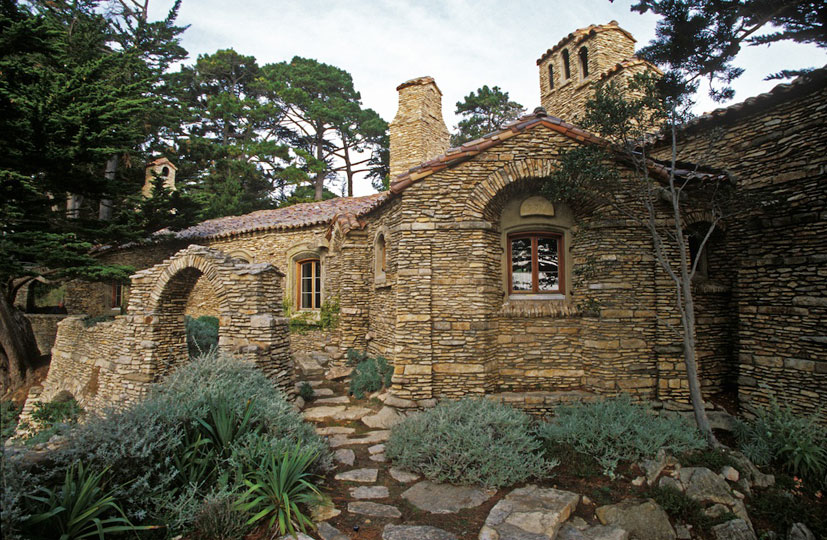 James House, 1922, by Greene and Greene.