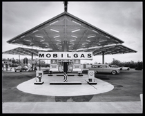 MOBIL-GAS-STATION