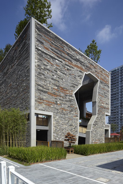 Ningbo Tengtou Pavilion, Shanghai Expo, 2010, Shanghai, China.  Photo by Fu Xing.