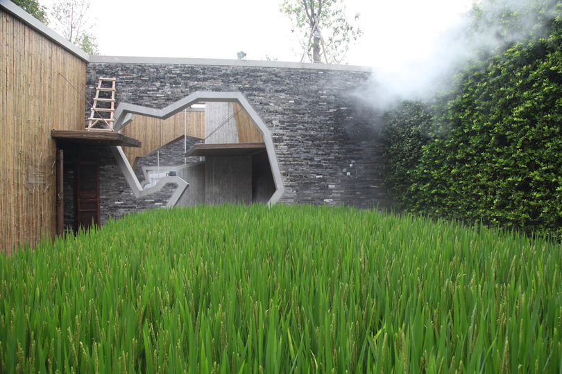 Ningbo Tengtou Pavilion, Shanghai Expo, 2010, Shanghai, China.  Photo by Fu Xing.