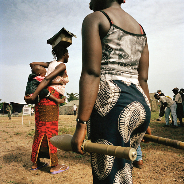 Tim Hetherington Untitled, Liberia, 2004 Digital C-print © Tim Hetherington, Courtesy Yossi Milo Gallery, New York