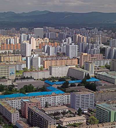 Cityscape, Pyongyang. Images courtesy of DOM Publishers and Philipp Meuser.