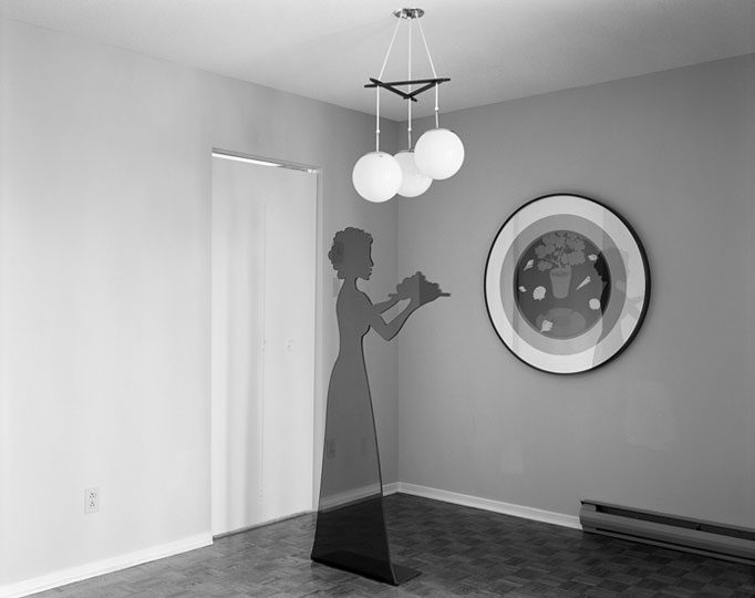 Lynne Cohen, <em>Model
Dining Room</em>