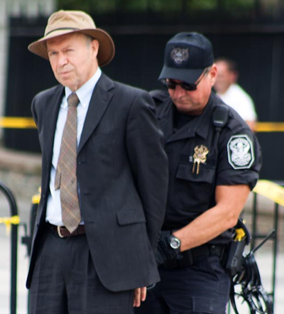 James Hansen's August 2011 Arrest by Ben Powless