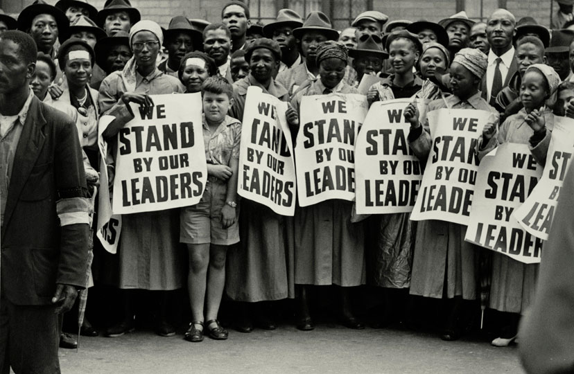 Unidentified Photographer, [Part of the crowd near the Drill Hall on the opening day of the Treason Trial], December 19, 1956. Times Media Collection, Museum Africa, Johannesburg.