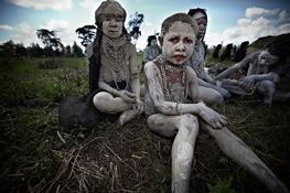 thumb1110314469-ATHANASIOS--MALOUKOS-Athanasios_Maloukos_Widows-at-PNG_Papua-New-Guinea