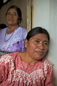 thumb1110316700-nathalie-verwilghen-N_verwilghen_Mayan-womans_guatemala