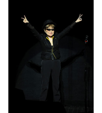 yokolive page2 Yoko Ono: Live in Brooklyn Review